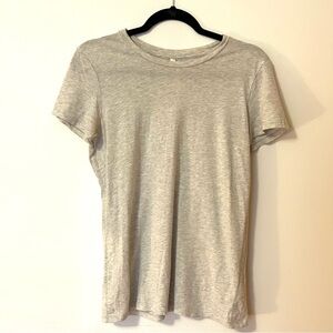 Babaton The Group Basic Grey Tee